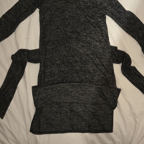 NWT: GAP Maternity Soft Dress; Black Heathered, V neck Midi Length; Size Large - Picture 10 of 13